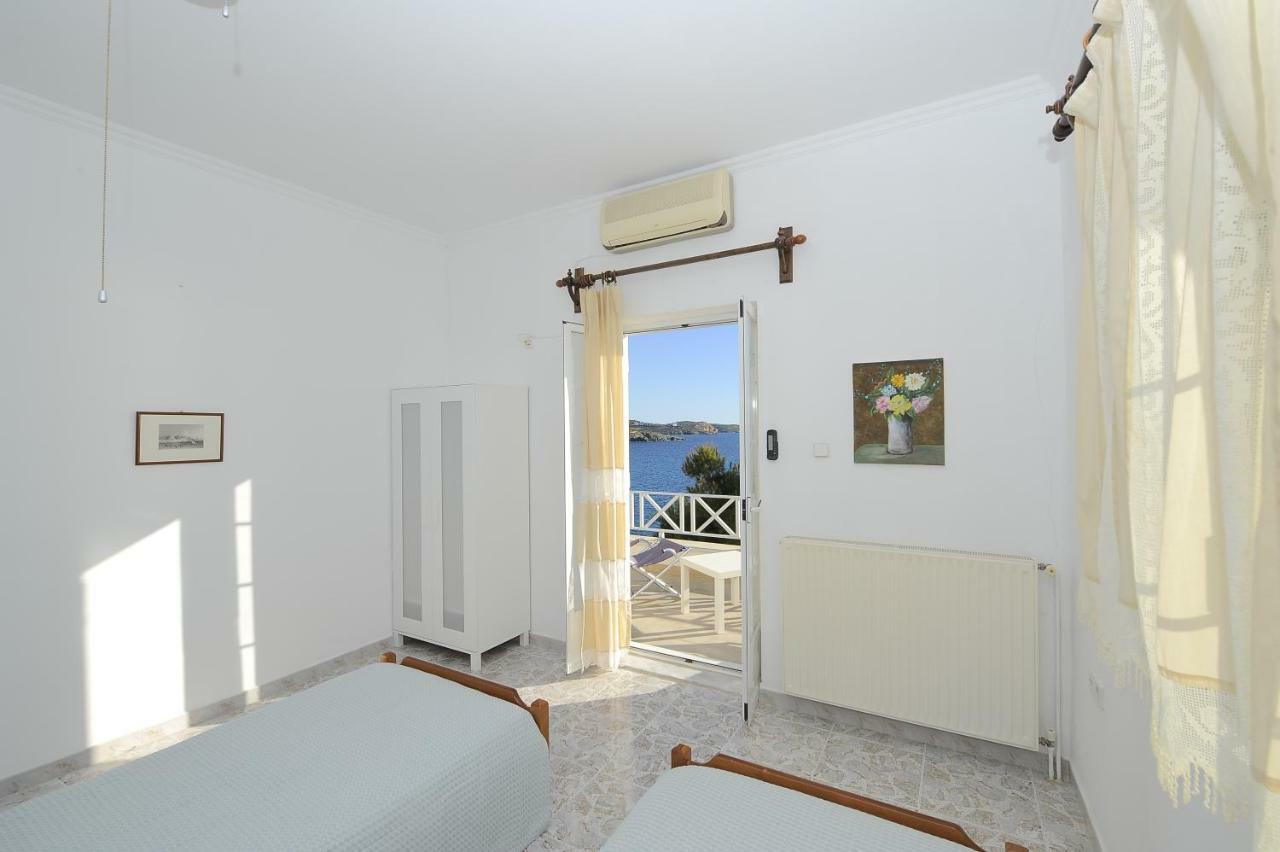 Villa Petros Megas Gialos - Nites Luaran gambar